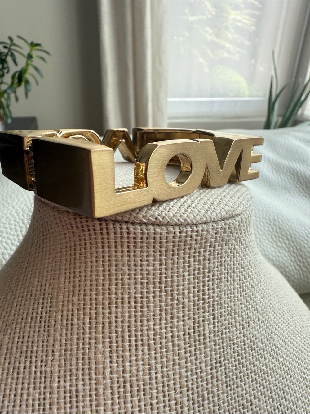 Vintage “LOVE” Square Bracelet - Picture 4 of 12